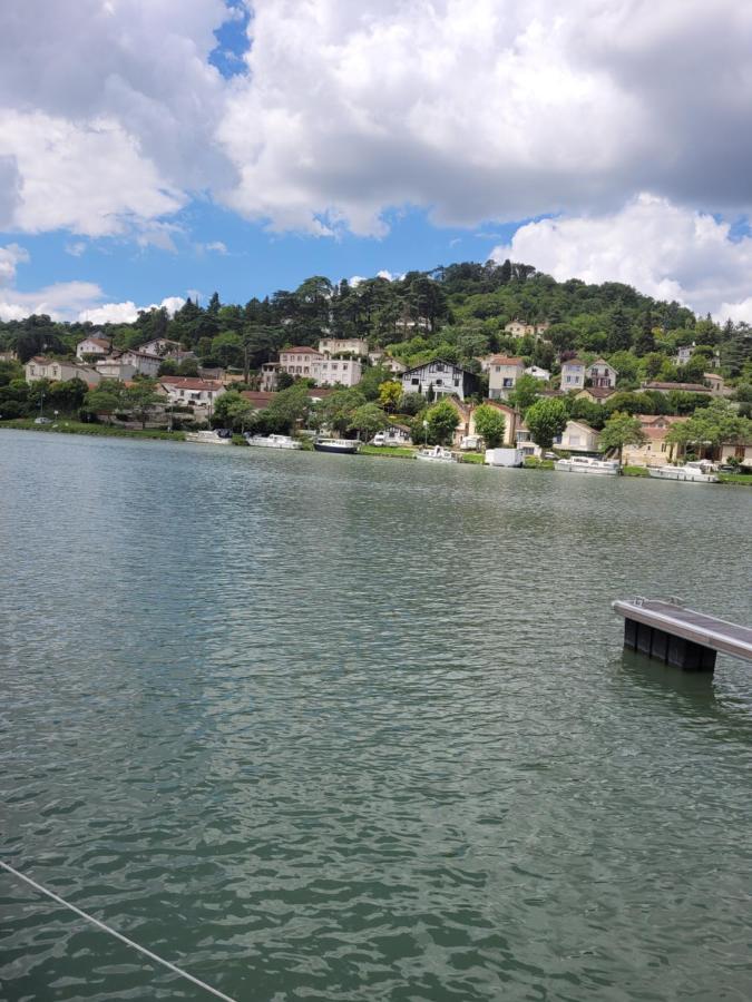 Un Air De Vacances Layrac Bagian luar foto